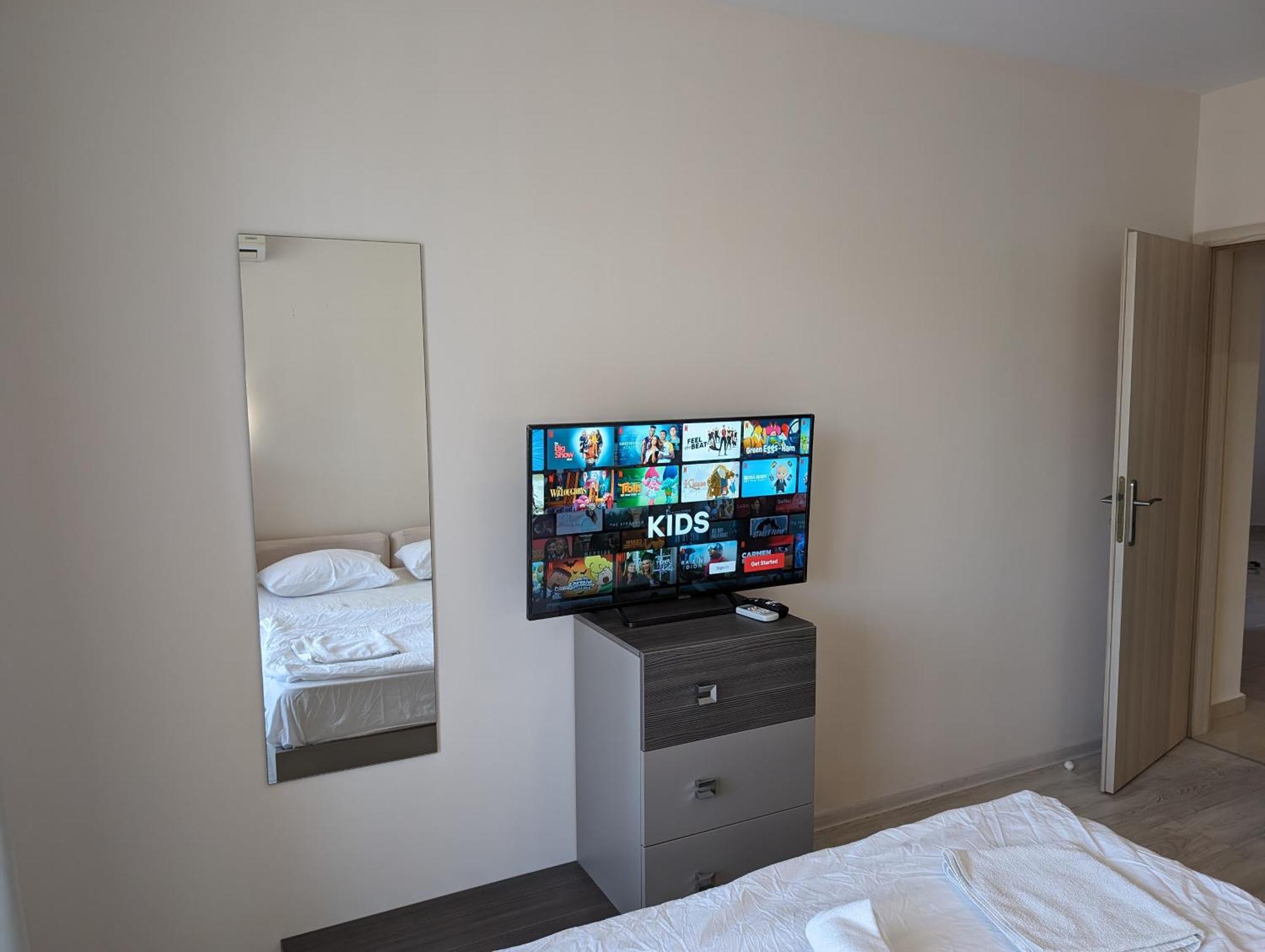 Sunny Star Dreams Condo W Prime Location, Pool, Sea View Sveti Vlas Εξωτερικό φωτογραφία